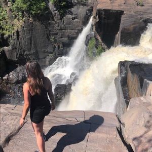 Meet your Posher, Veronica